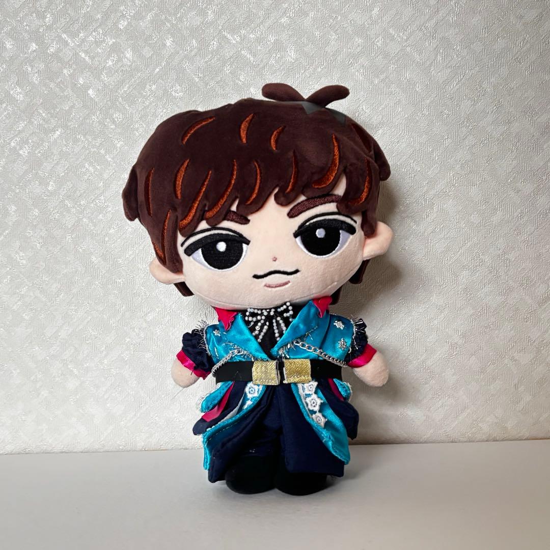 すのチル BIGぬい ON ライブ衣装 ぬい服 阿部亮平 ターコイズ衣装