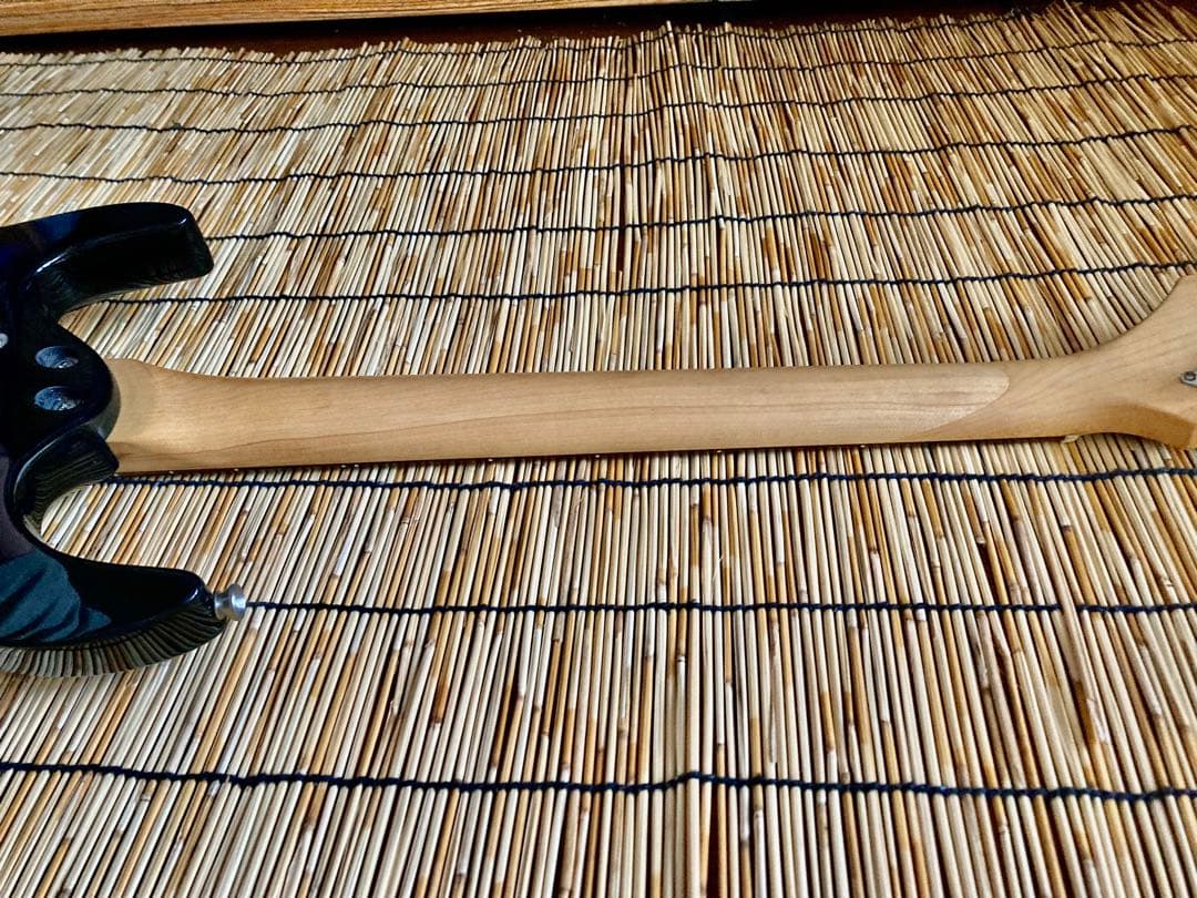 ☆美品　新機能満載　AriaPro II MA SSH ST