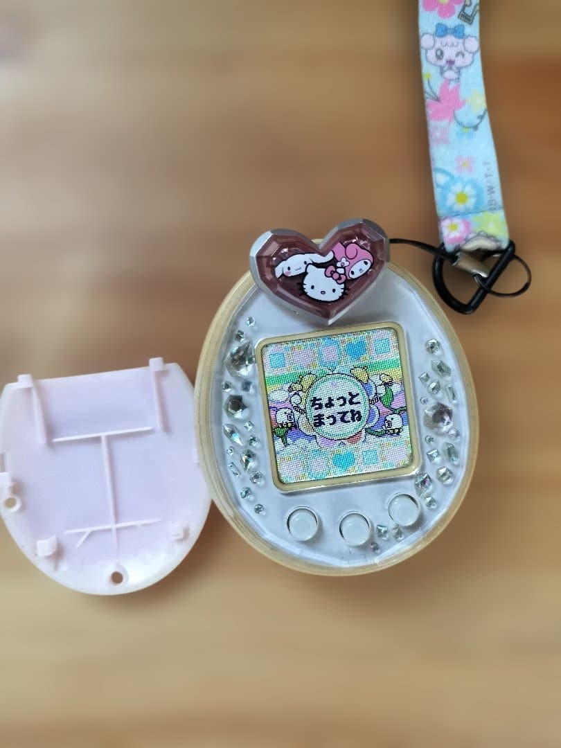 たまごっちピース サンリオ ラブメロ｜