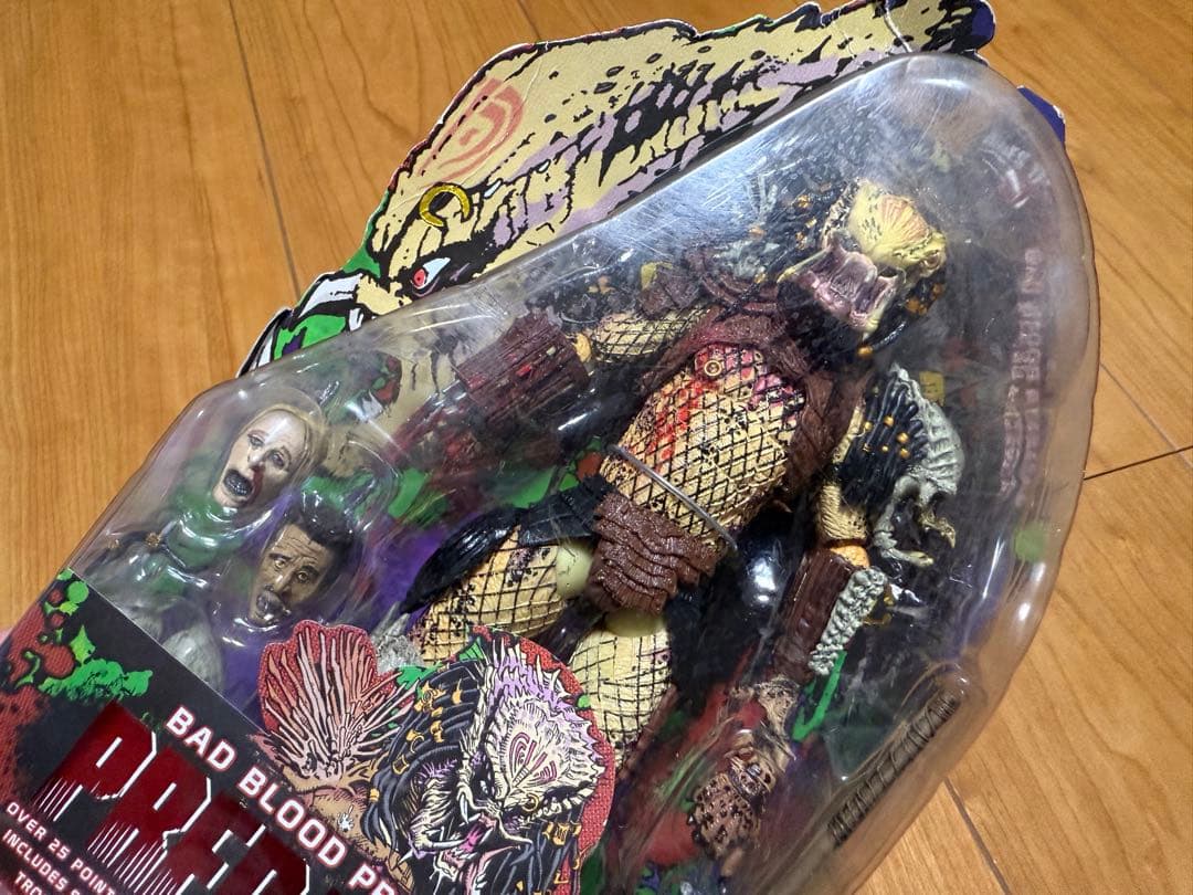 新品 NECA バッドブラッド・プレデター 7インチ