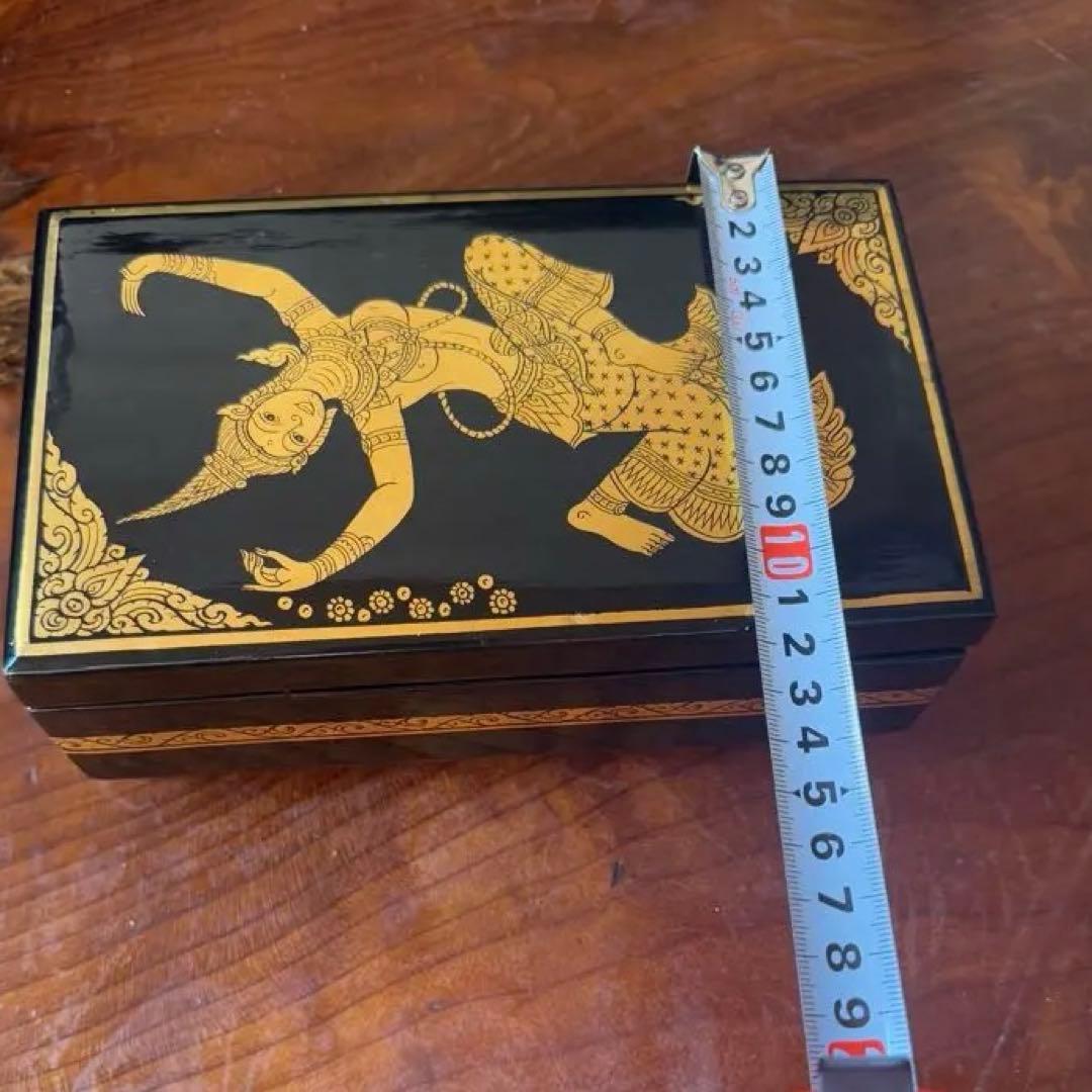 タイ・チュンマイ】金色装飾のジュエリーボックス