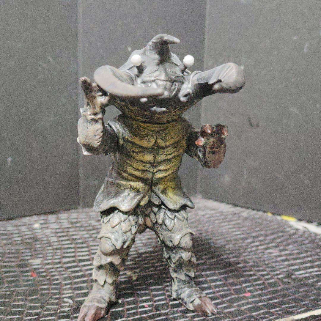 最終価格ウルトラ怪獣現行シリーズ初代マン怪獣ザラガス.アントラー.ゴモラ