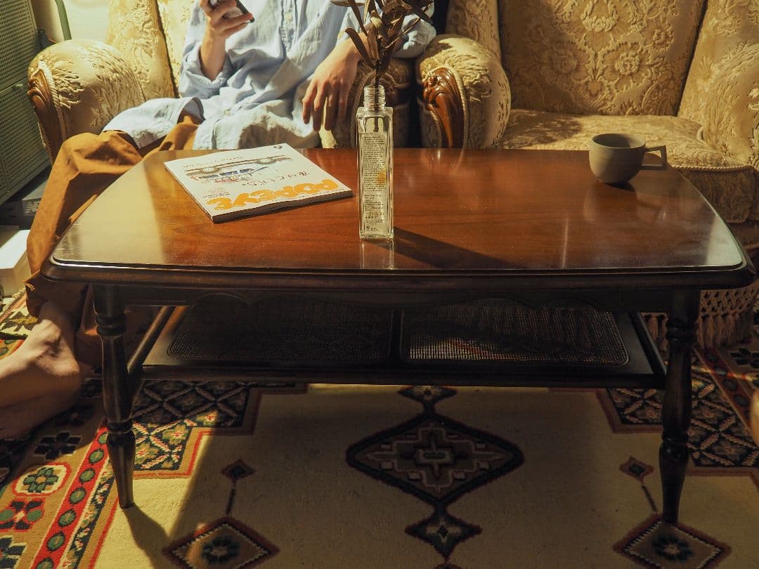 【値引中】“Karimoku”ビンテージローテーブル