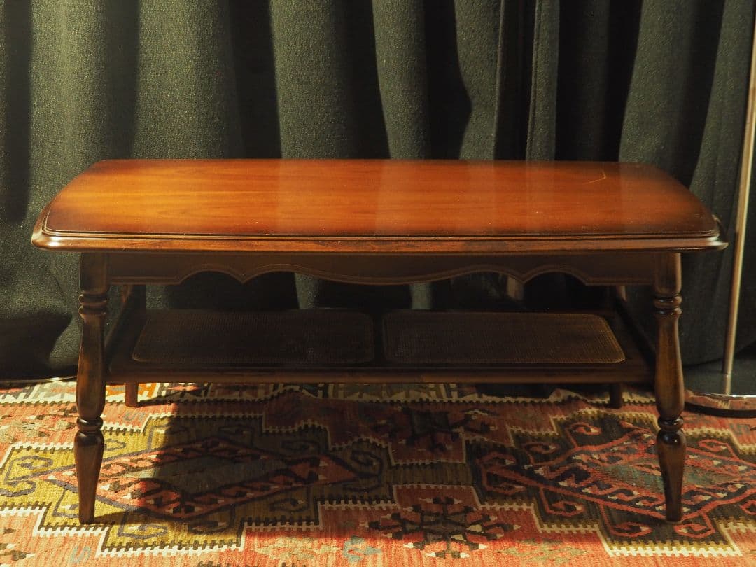 【値引中】“Karimoku”ビンテージローテーブル