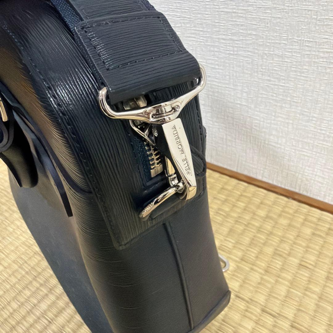 ペッレモルビダ キャピターノ 2way ブリーフケース