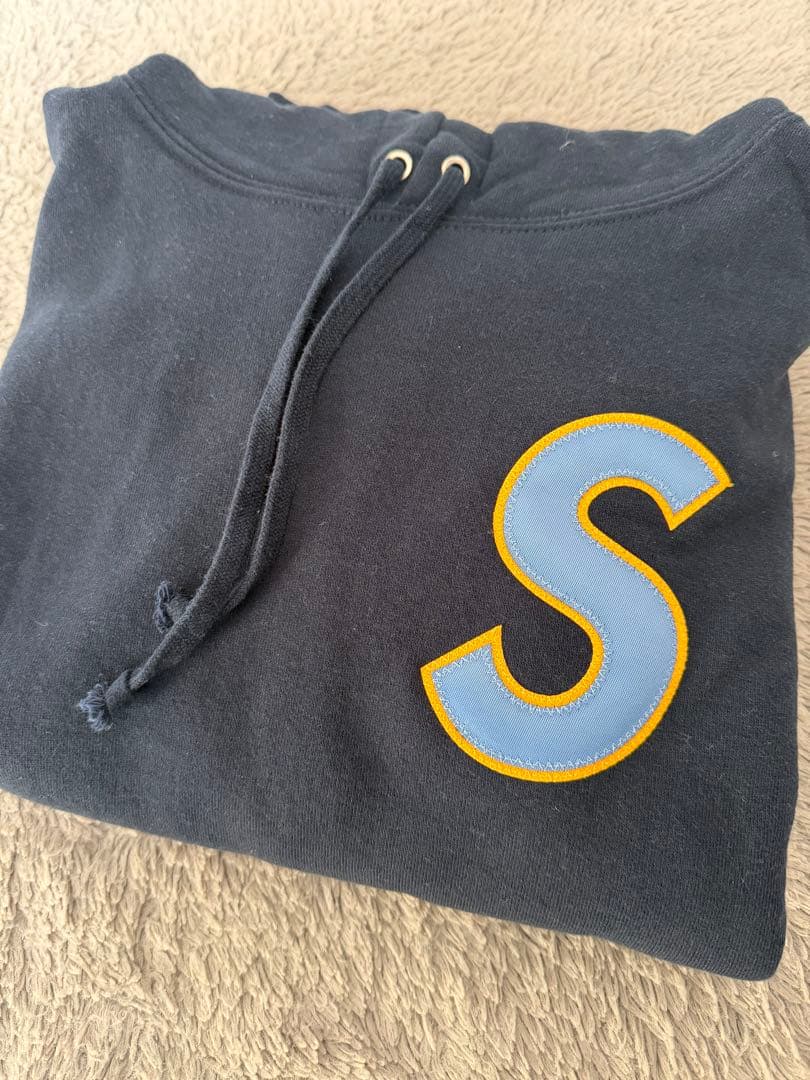 supreme Sロゴ フーデッド スウェットシャツ