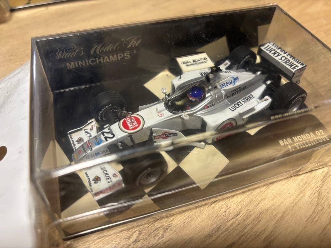 1/43 BAR 02 03 J.ヴィルヌーブ LUCKY STRIKE 2台