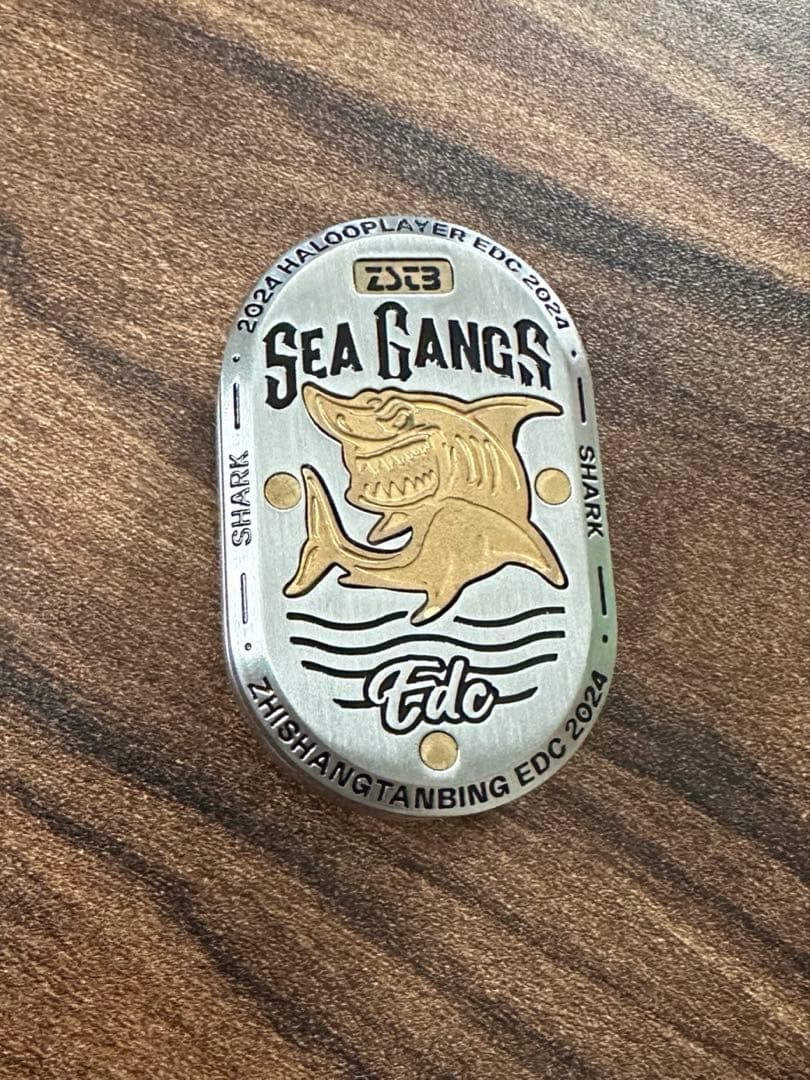 EDC フィジェットトイ GHOST 2025 , Shark 2024