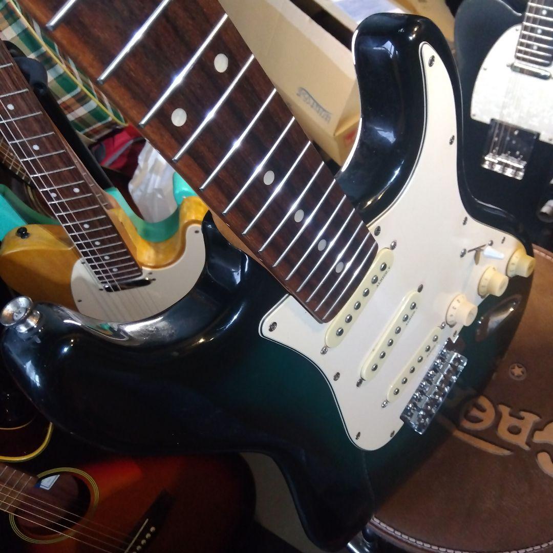 エレキギター 。ストラトタイプ…