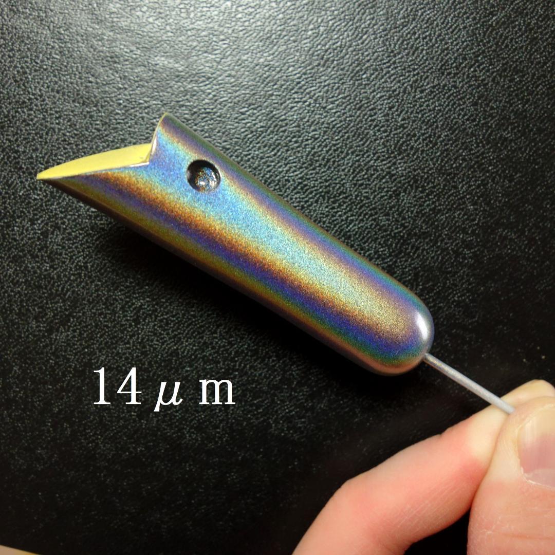 限定１セット☆『５５ml』【プリズマティックフレア】最先端虹色ホログラム効果☆