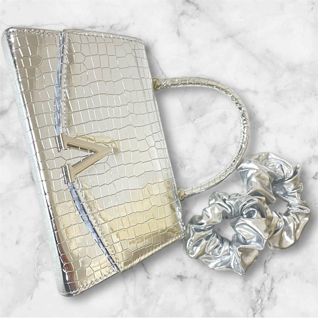 年末セール！振袖フルセット 高級SAGAFOXファー付き ブルー 手書き友禅