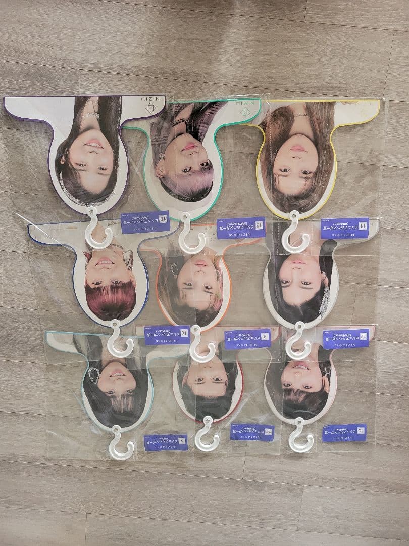 NiziU グッズセット 1番くじ 壁掛け時計 スピーカー クッション