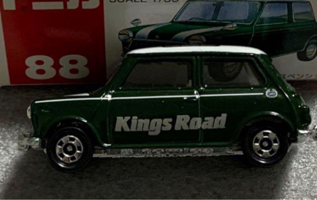 トミカ  ミニクーパー キングスロード クリスマス仕様