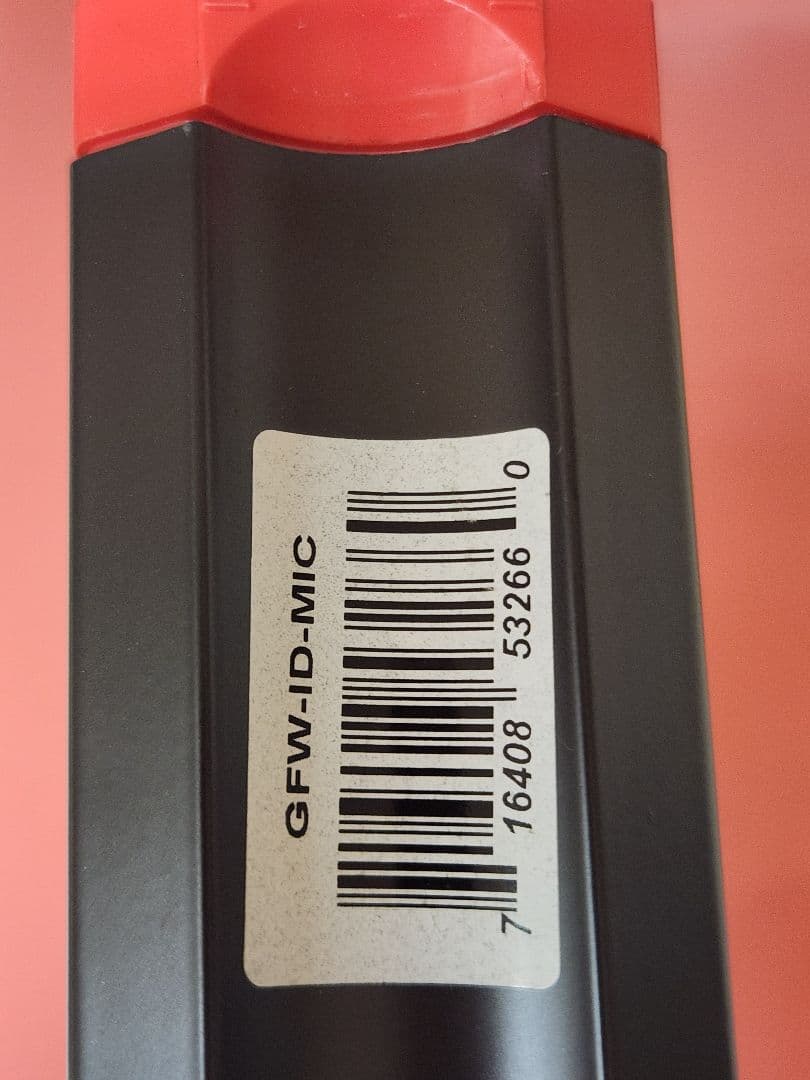 gator マイクスタンド 三脚式 黒と赤