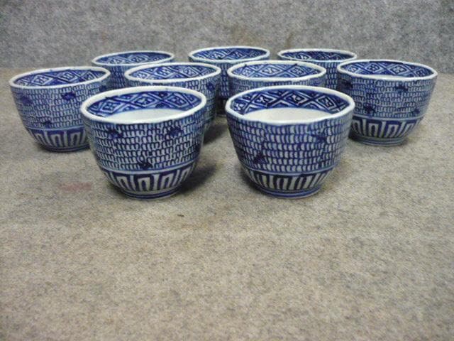 伊万里 みじんこ手 石積み文 染付 ベロ藍 猪口 9個 [B31433]