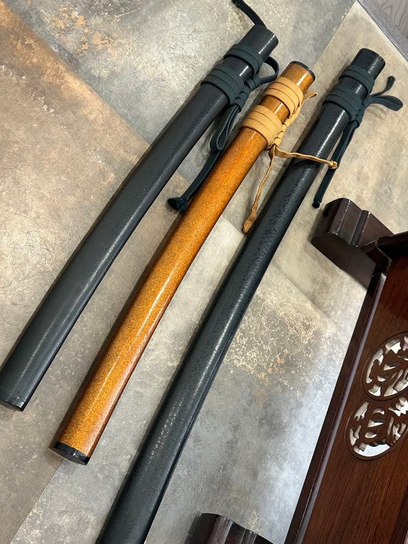 模造刀 3本セット（刀掛け付き）