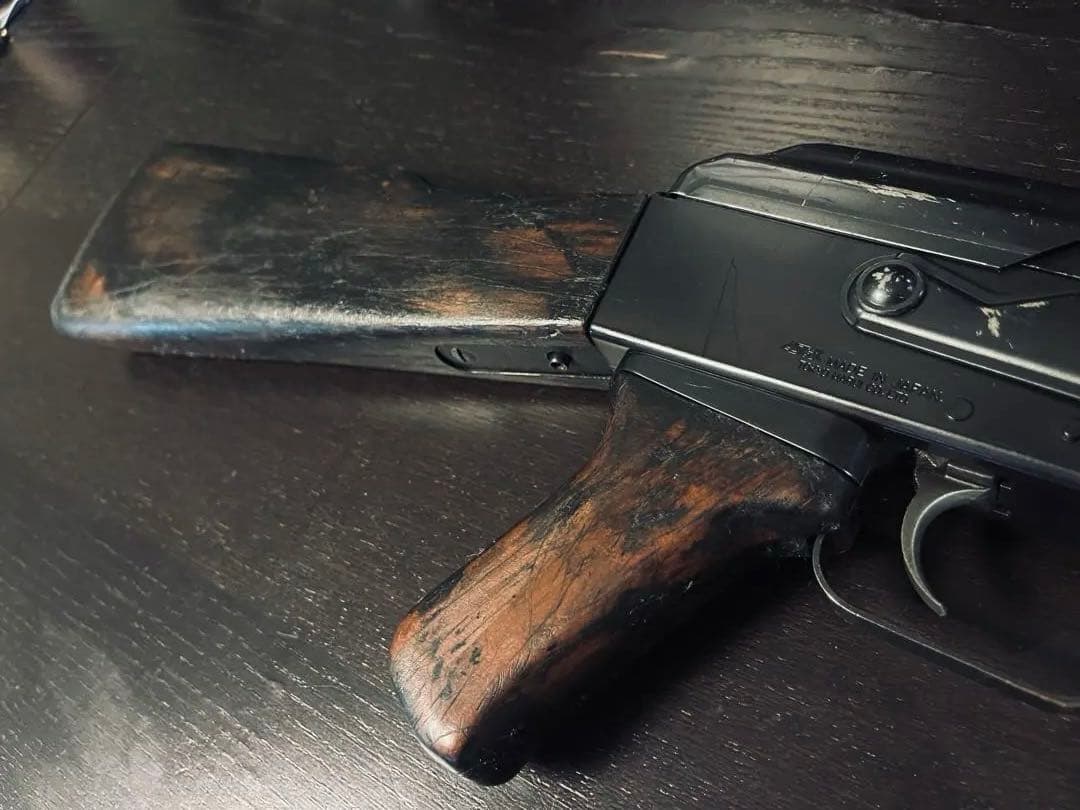 東京マルイ スタンダード電動ガン AK47　カスタムペイント