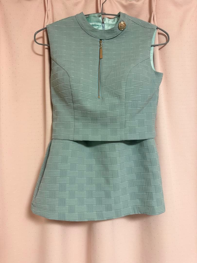 ROBE de FLEURS Glossy セットアップ キャバドレス