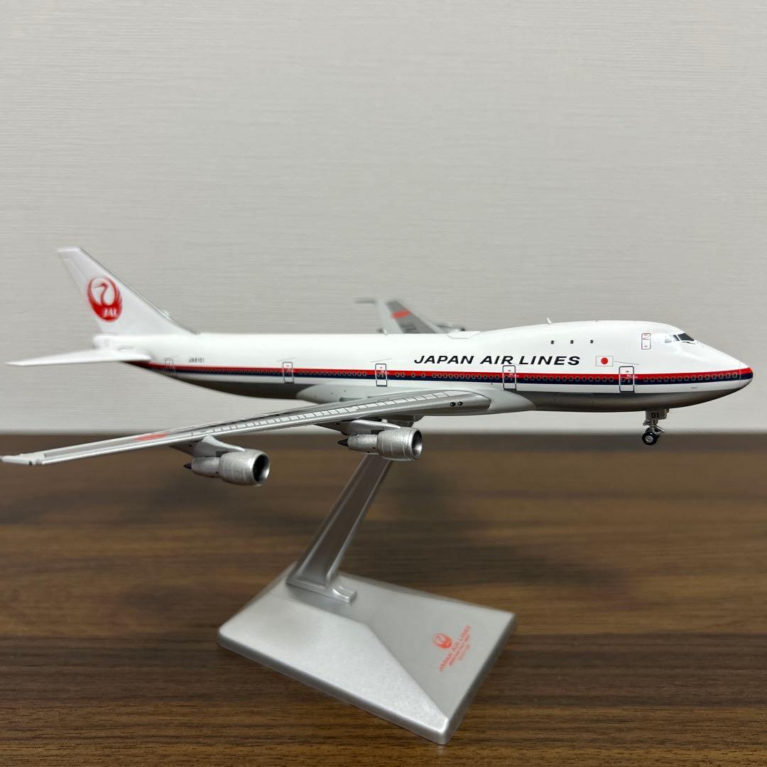 【超精密】B747 -100 JA8101 JAL 日本航空1/400 台座付き