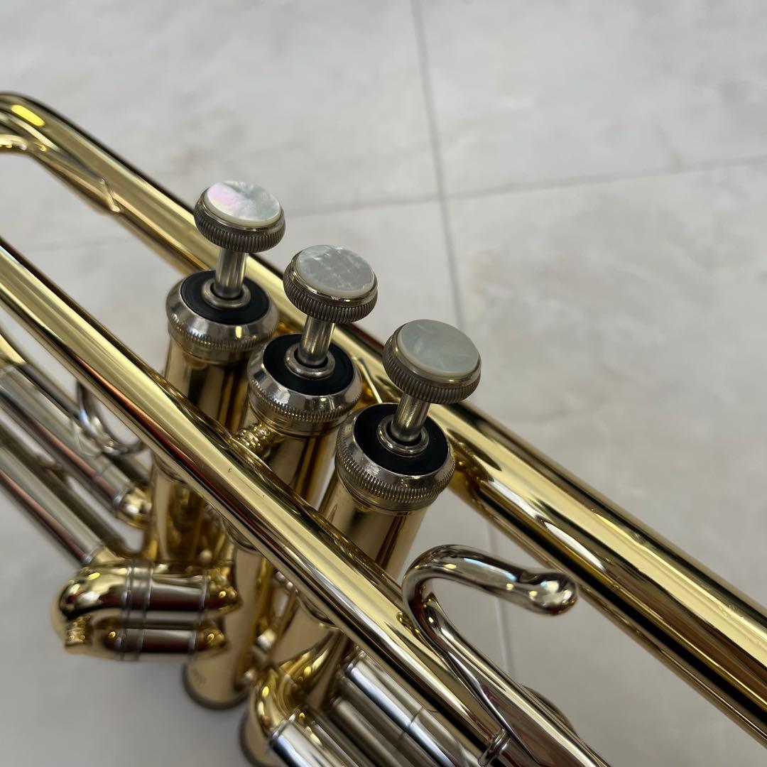Bach トランペット ストラディバリウスモデル 37ベル ゴールド