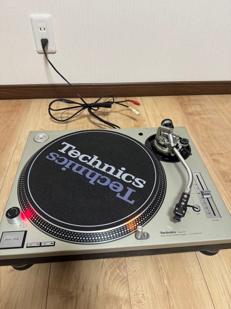 Technics SL-1200 ターンテーブル カバー付きカートリッジ付き
