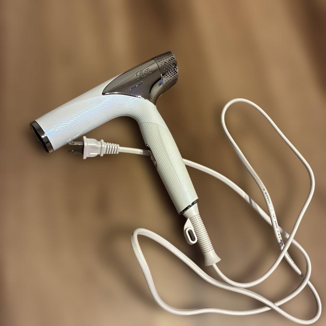 リファ ドライヤー ジャンク品 - メルカリ