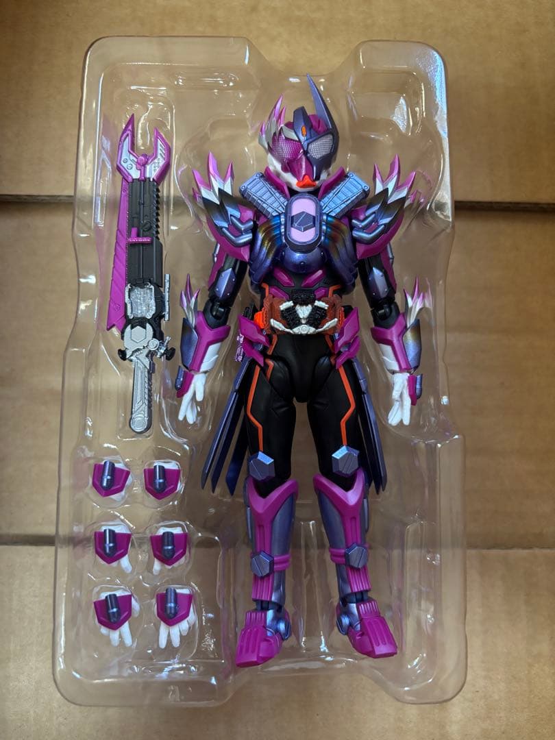 S.H.Figuarts仮面ライダーマジェード、ヴァルバラド、ドレッド3体セット