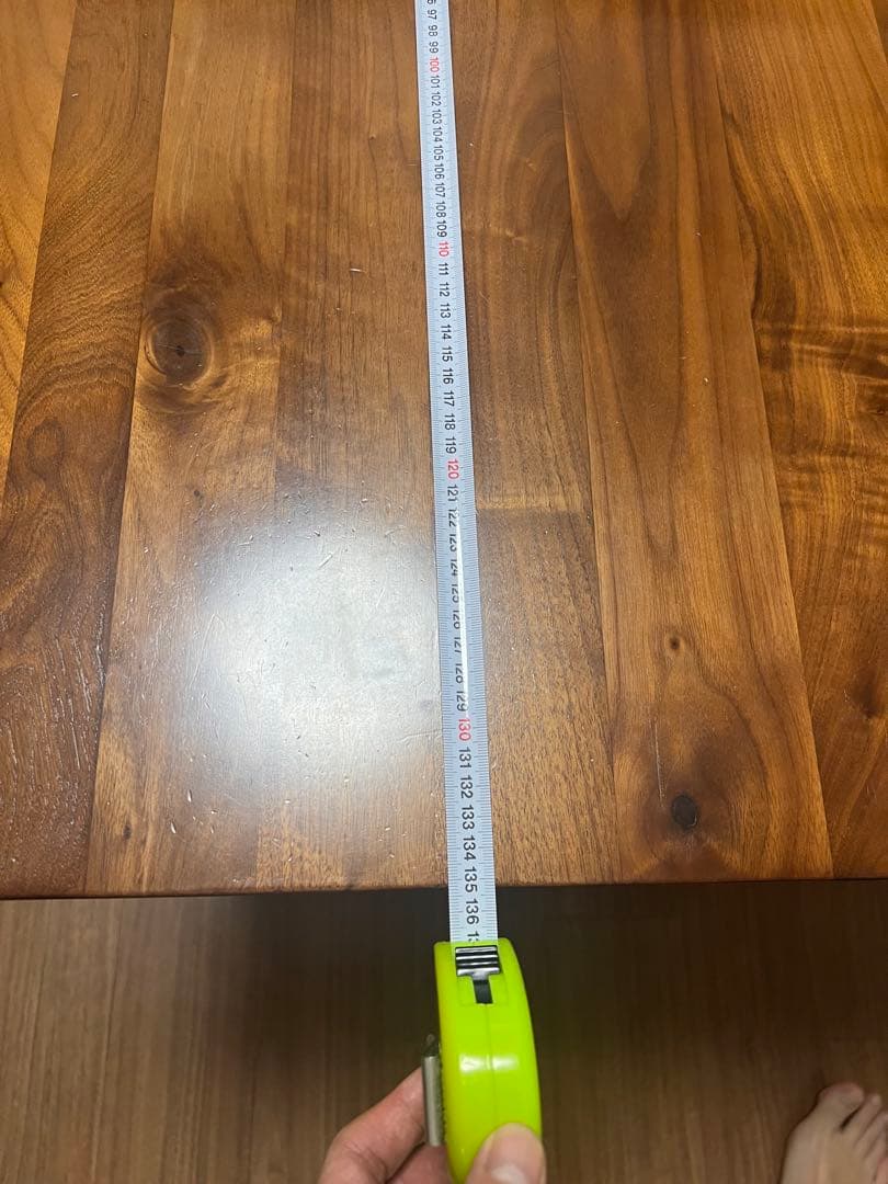 木製ダイニングテーブル