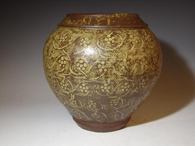 島岡達三 飴釉象嵌唐草文壷 縄文象嵌技法 名工の秀作！o567 美術品