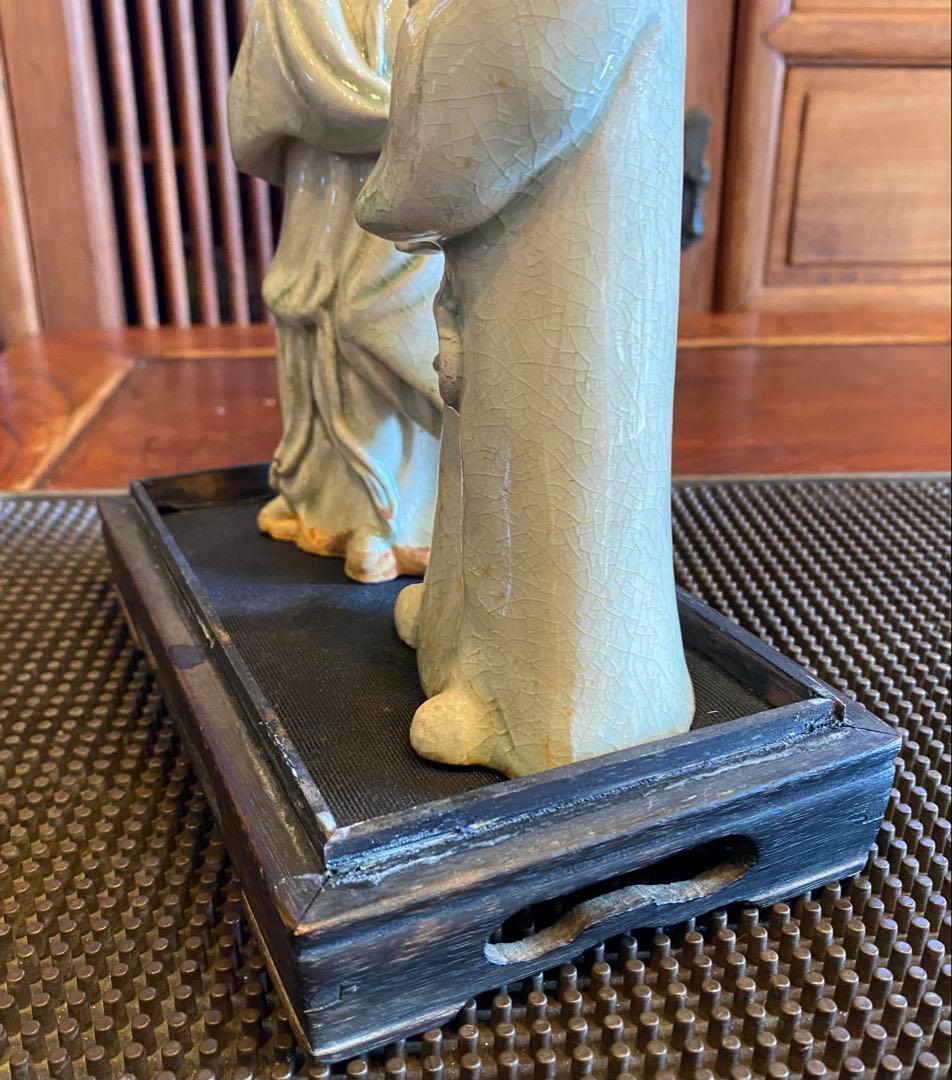 中国 青磁人物像ペア・鑑賞ケース付 ・ヴィンテージ レア ・中国 台湾茶器