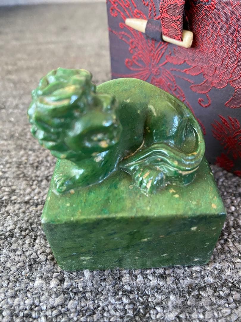 広東緑石 獅子 落款印 印章 印材 印石 印鑑 骨董 書道 硯