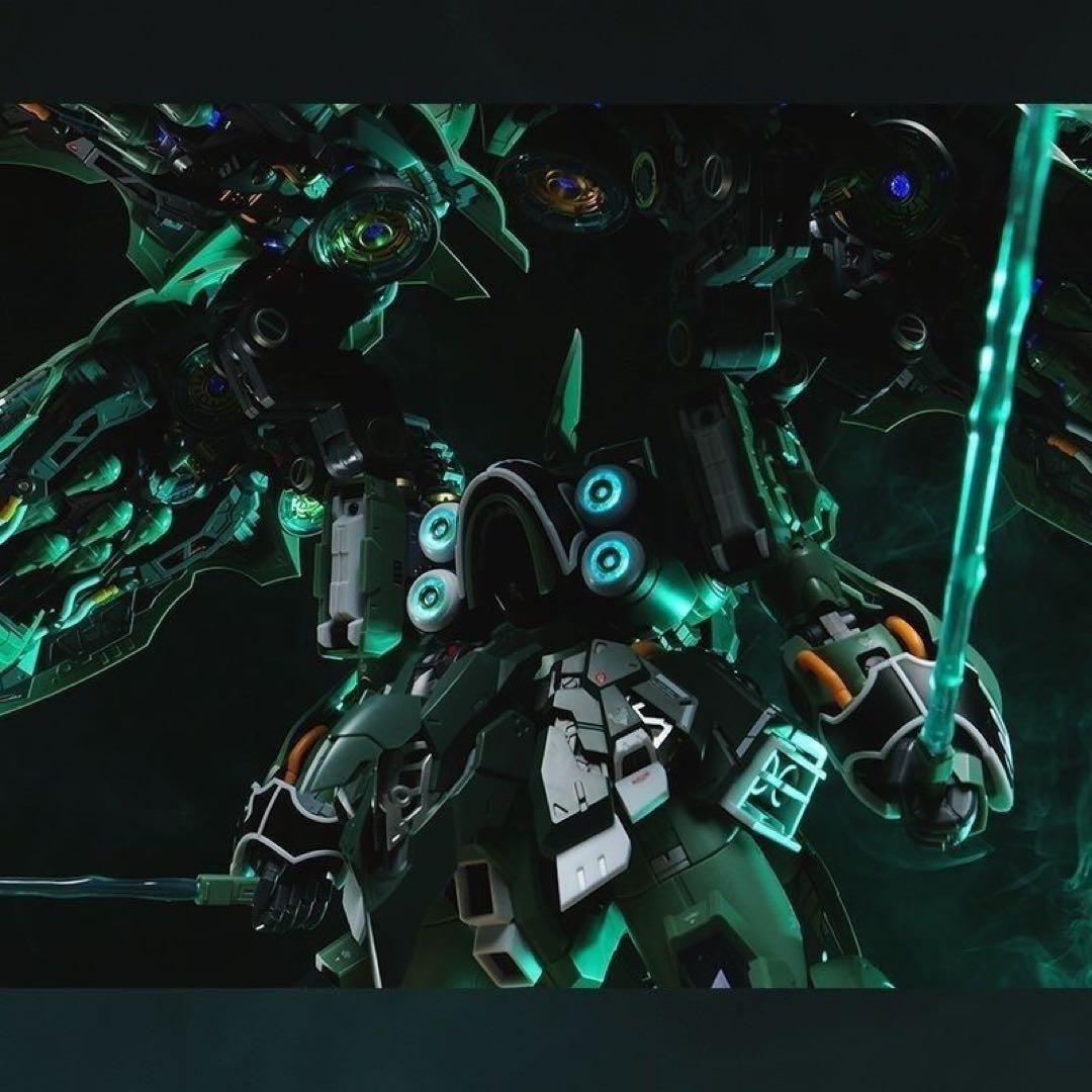 アキアクシズ社オシリス・エリア MGEXクシャトリヤ 海外スタジオ￼正規品