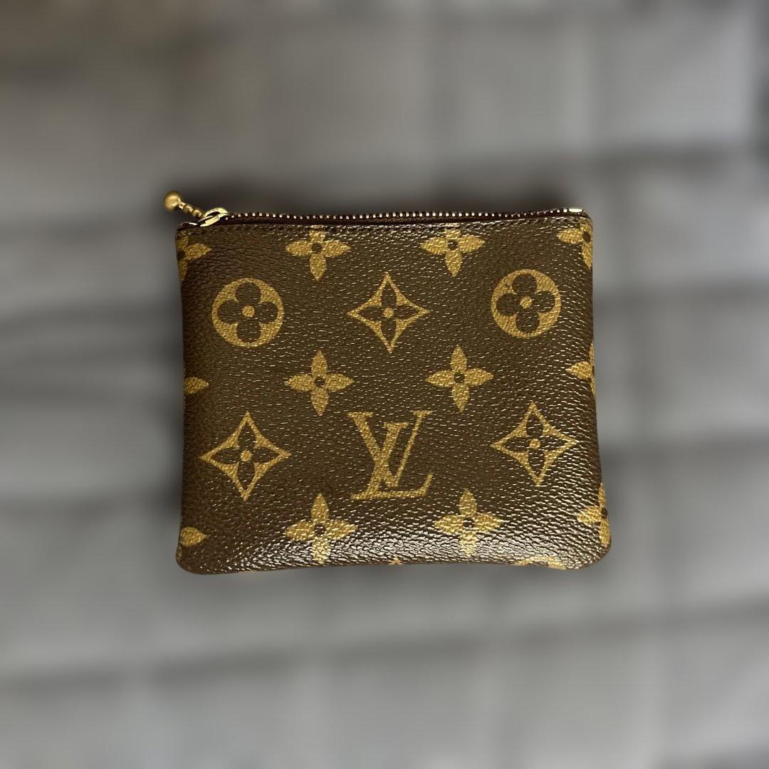 Louis Vuitton ケース