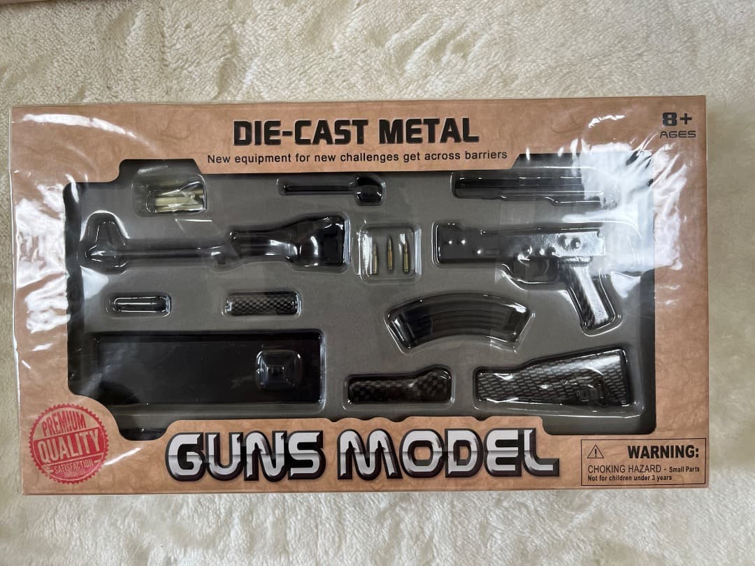 FAMOUS GUNS ダイキャスト製 モデルガン　1/6スケール　6点セット