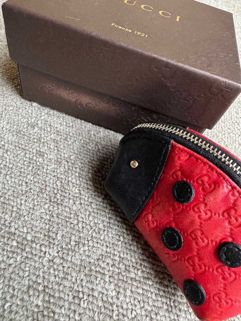 『希少』GUCCI ケース てんとう虫 入手困難