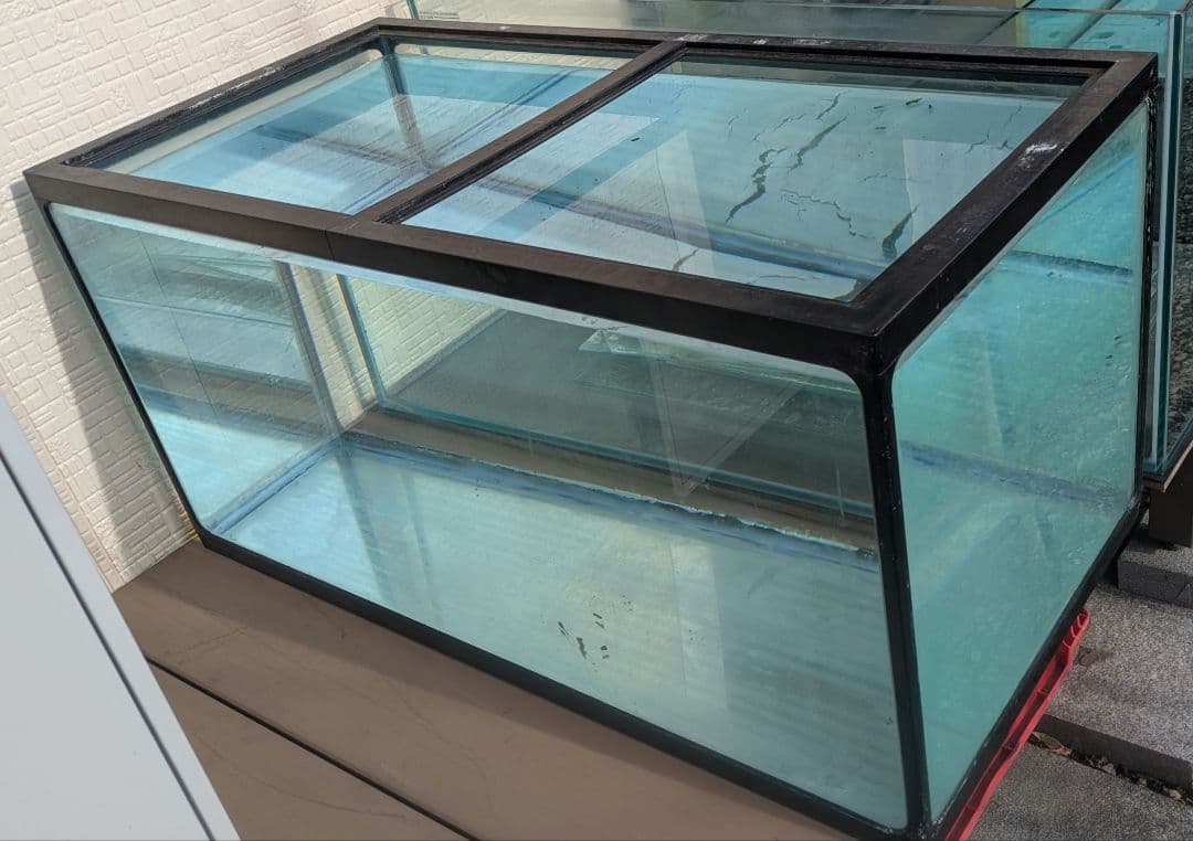 中古90cmガラス水槽 シリコン補修あり - メルカリ