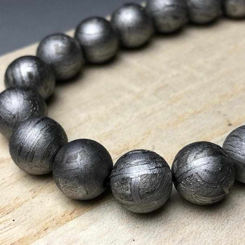 ア*ジ様 隕石 鉄隕石 アルタイ隕石 ブレスレット 玉直径10mm 重さ約