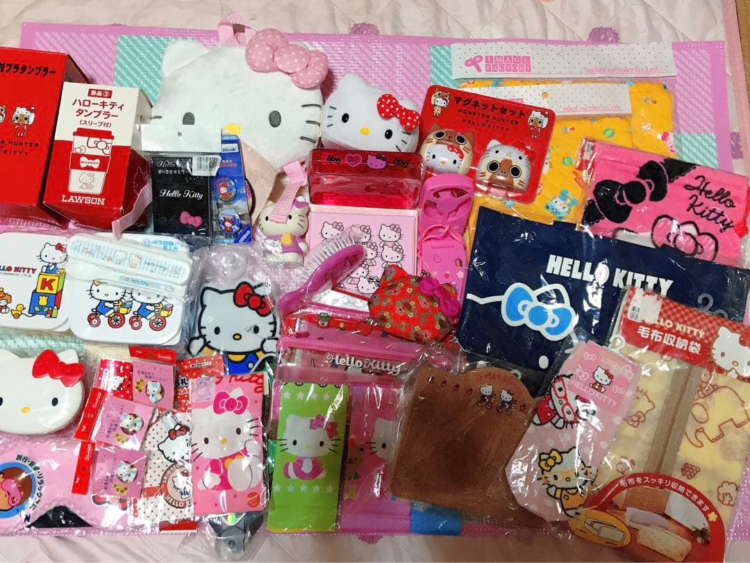 ハローキティ グッズ まとめ売り 35点セット - メルカリ