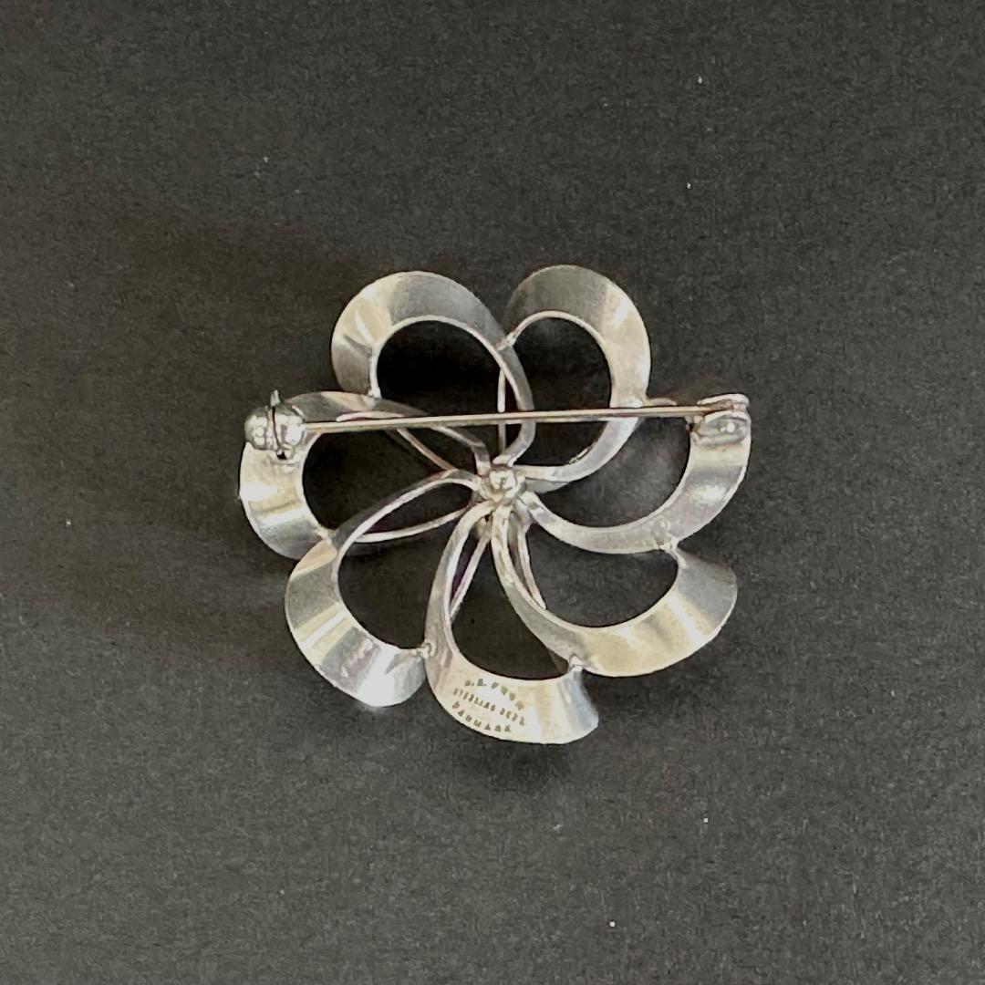 【美品！現品限り】N.E.From 銀の花 ブローチ &イヤリングセット