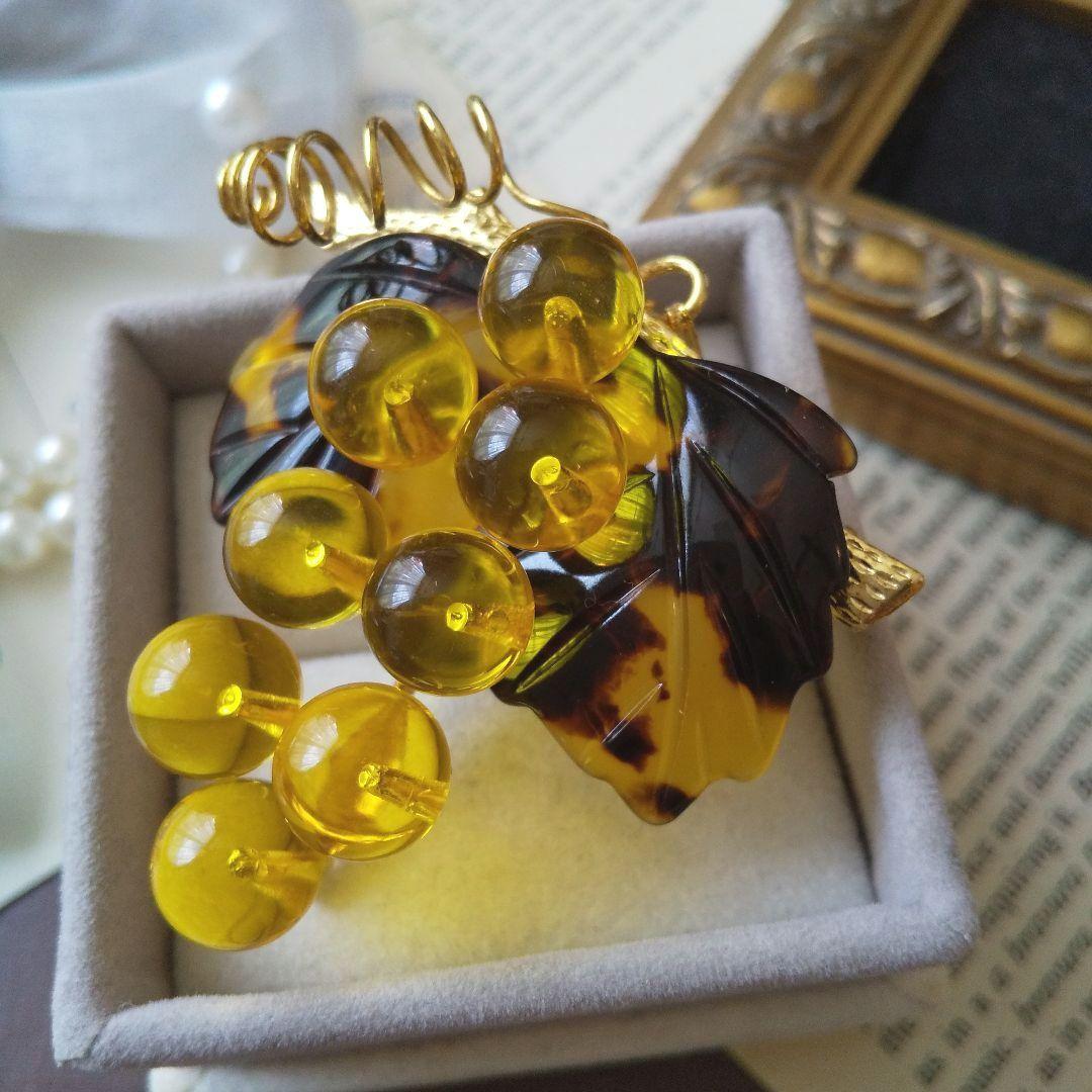 良品☆グッチ アニマル ぞうラインストーン付き ブローチ