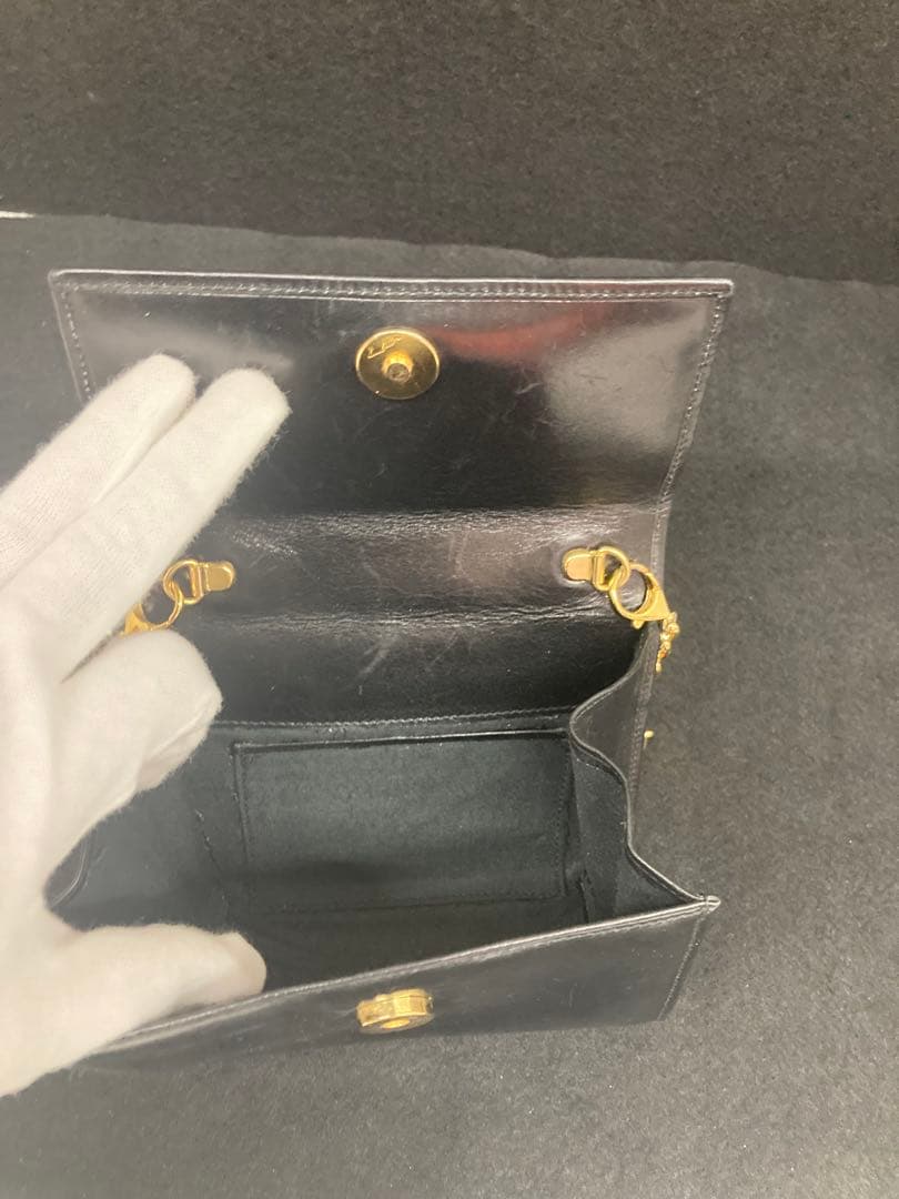 美品　フェラガモ　ショルダーバッグ　チェーン　ヴァラリボン　リザード型押し　黒⭐︎