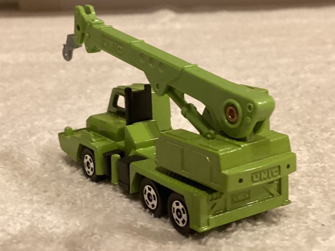 トミカ　NO.72ニッサンディーゼル　ユニックトラック　クレーン　スーパーギフト