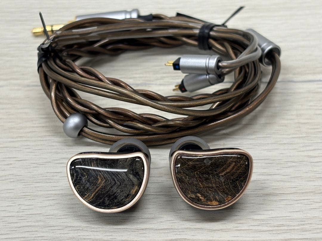 セーオーディオ THIE AUDIO IEM カナル型イヤホン Elixir THIEAUDIO Elixir 価格比較 - 価格.com