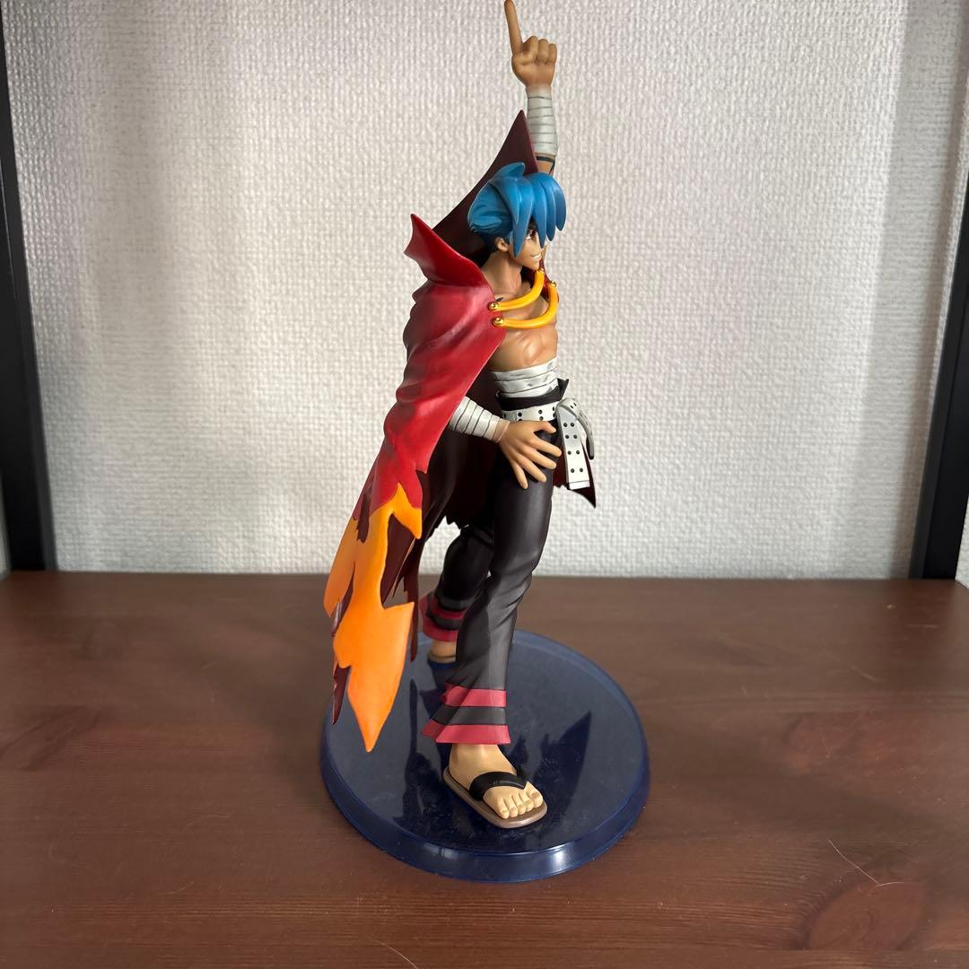 訳アリ品【天元突破グレンラガン】カミナ (1/8スケールPVC製塗装済完成品)