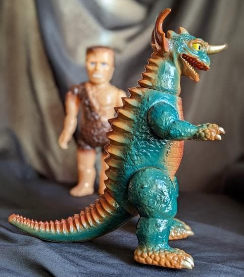 フランケンシュタイン＆バラゴン（マーミット）ソフビフィギュア2体