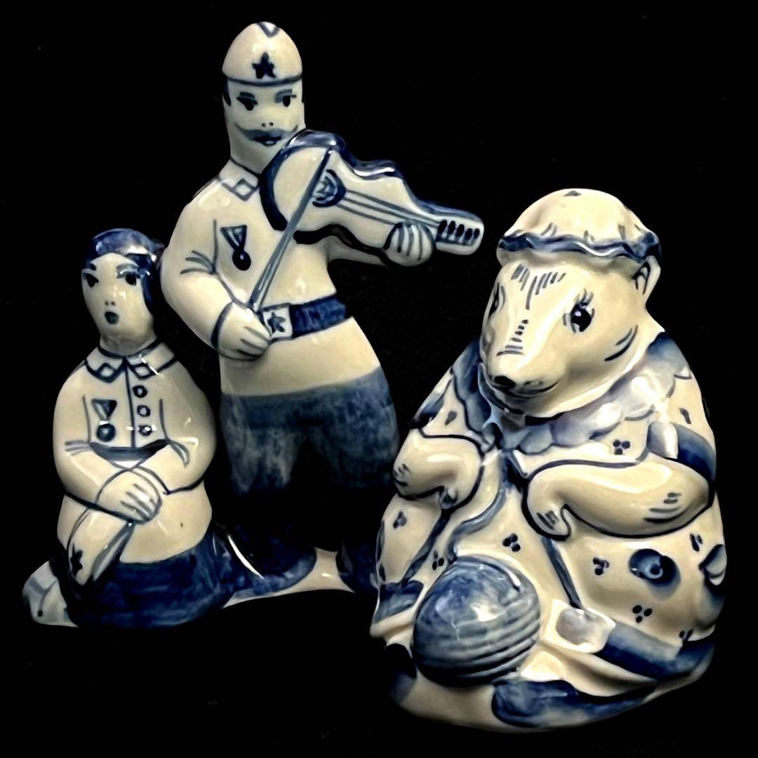 コレクターズ]ロシア 旧ソ連 グジェリ焼 置物 陶器 フィギュア 希少