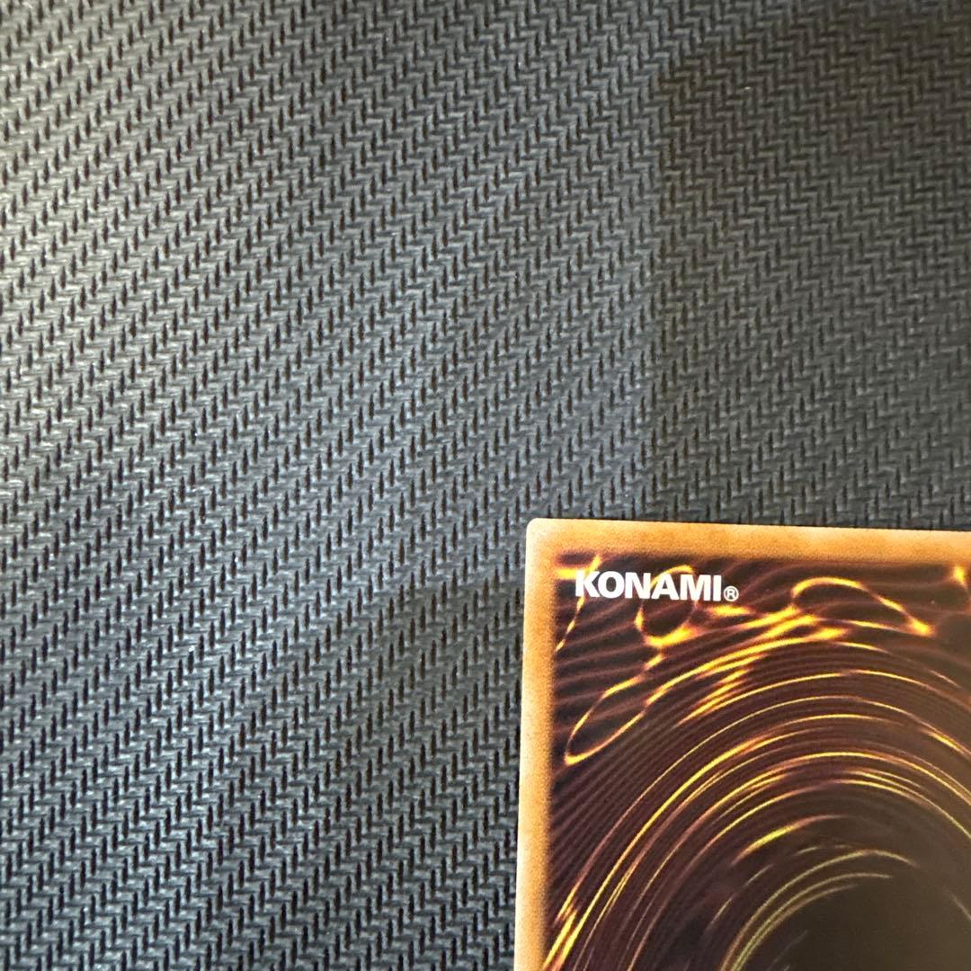 遊戯王カード　魔術師の弟子-ブラック・マジシャン・ガール25thシークレットレア