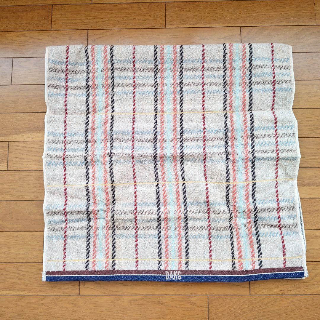 DAKS チェック柄 バスタオル - メルカリ