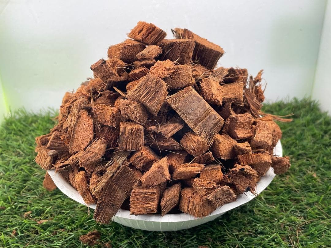 セール価格8日まで) 2S約200Lヤシガラ ハスクチップ - メルカリ