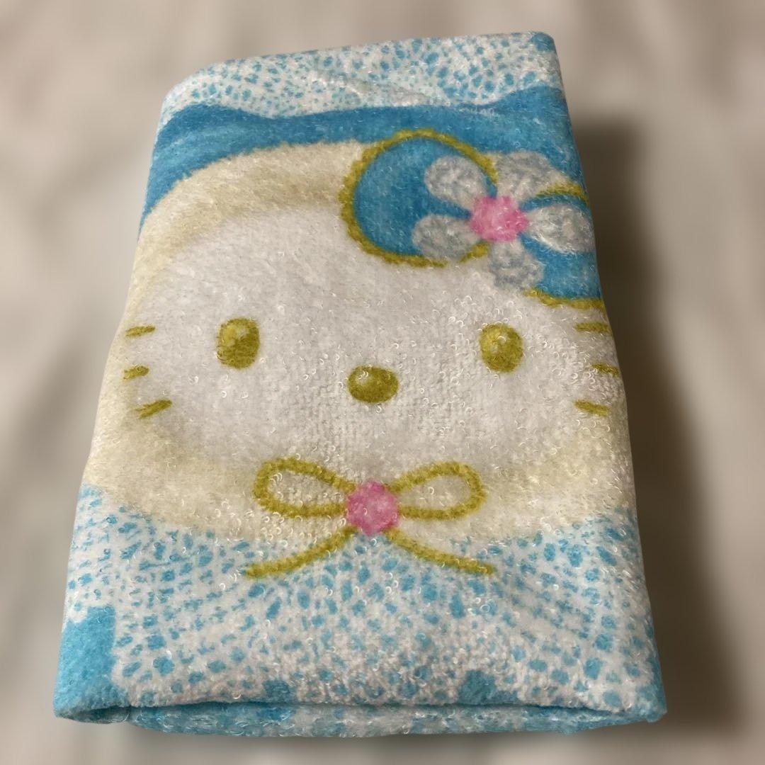 サンリオ♡ハローキティ　雪の結晶　スノーキティ　タオル　新品未使用品　希少